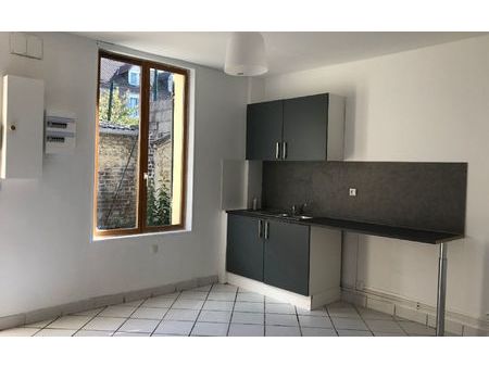 location appartement  m² t-2 à margny-lès-compiègne  533 €