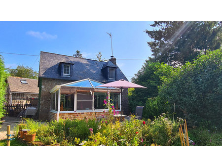 maison en campagne avec gite et beau jardin proche de ernée