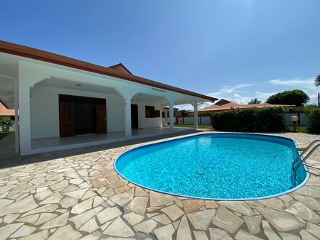 maison à louer rémire-montjoly avec piscine