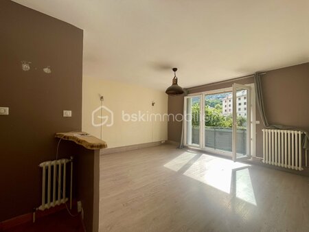 appartement de 86 m² à saint-jean-de-maurienne