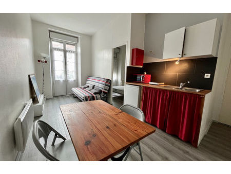 location appartement 2 pièces 28 m² villeneuve-sur-lot (47300)