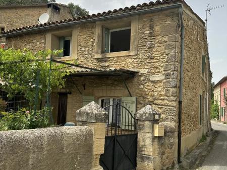 serviers-et-labaume : maison de village/ 2 appartements