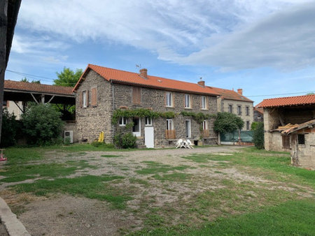 tirande ancienne ferme rénovée avec grange et hangar