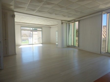 grande maison a renover proche pezenas - 280 m2