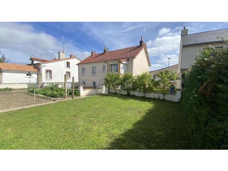 vente maison aux herbiers (85500) : à vendre / 110m² les herbiers