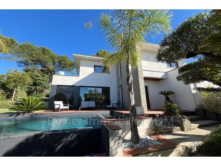 maison contemporaine à vendre à saint-geniès-des-mourgues