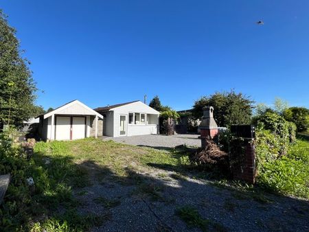 bungalow sur 5 ares de terrain à hastière-lauvaux