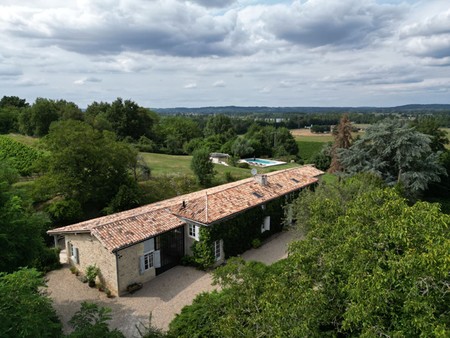 maison de luxe à vendre à gensac