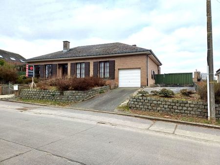 bungalow spacieux dans un environnement rural