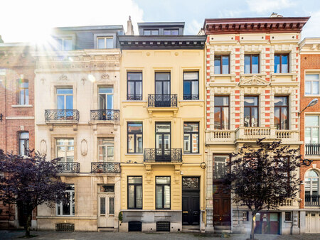 huis te koop in brussel met 6 slaapkamers