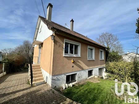 vente maison traditionnelle 5 pièces de 77 m² à boussy