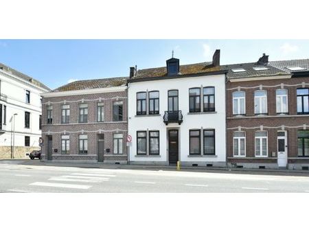 schitterende exclusieve herenwoning in neoclassicistische stijl op een toplocatie nabij he