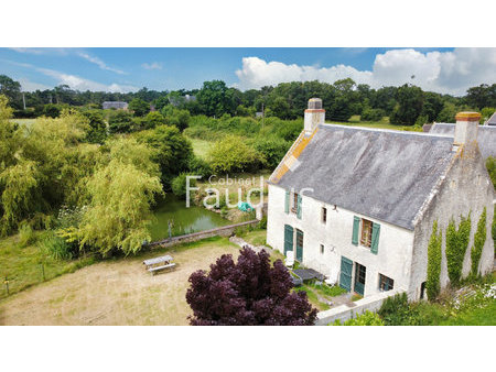 maison en pierres avec dépendances sur 1 6 hectares à 5mn du