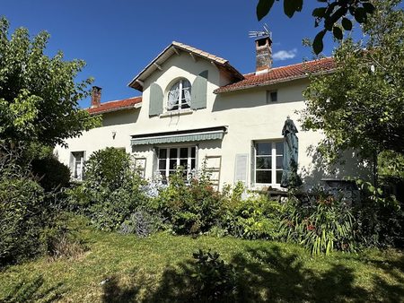 vente maison 11 pièces 167.43 m²