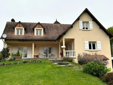 vente maison 6 pièces 189 m²