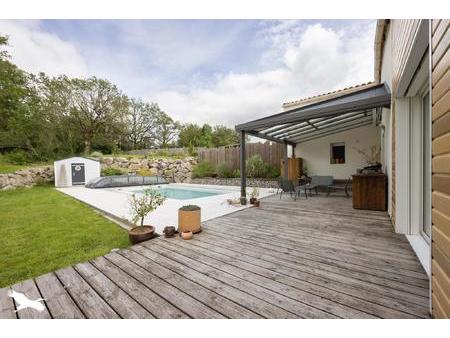 vente maison piscine au poiré-sur-vie (85170) : à vendre piscine / 120m² le poiré-sur-vie