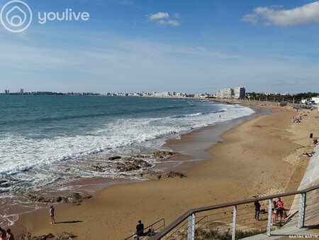 opportunité unique pour investisseurs : 2 appartements mitoyens à 200 mètres de la plage