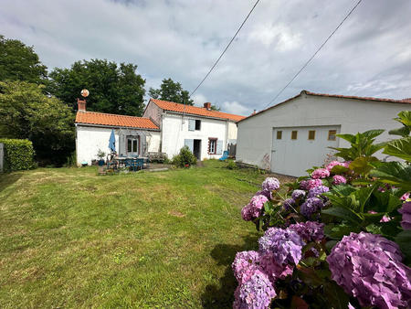 vente maison à aubigny (85430) : à vendre / 83m² aubigny