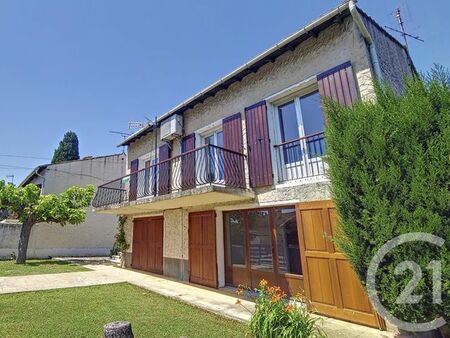 maison à vendre - 8 pièces - 133 m2 - raphele les arles - 13 - provence-alpes-cote-d-azur