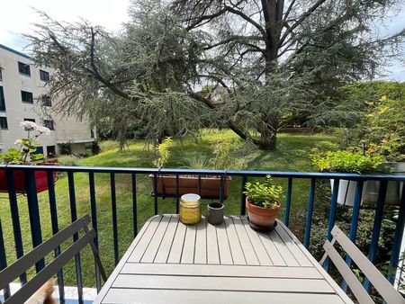 appartement meublé 2 chambres avec balcon. village louveciennes