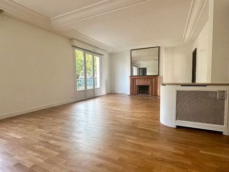 appartement 5 pièces 122 m²