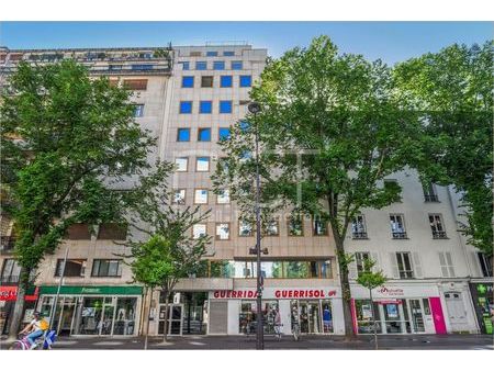 bureaux 174 m²