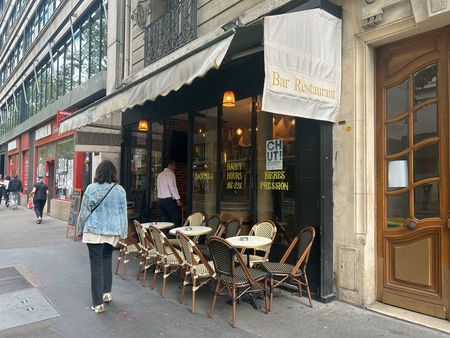 brasserie/restaurant avec licence iv paris 75012 (sortie de métro ledru-rollin) avec logem