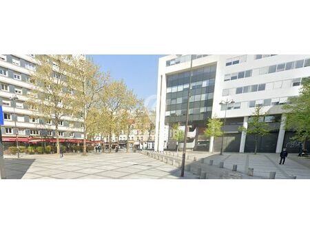 boutique 56 m² paris