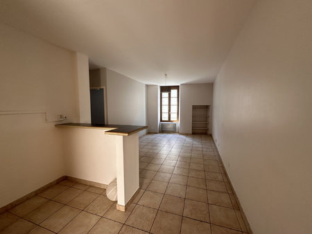 appartement t3 - centre ville