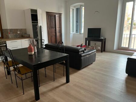 bel appartement t4 centre calvi