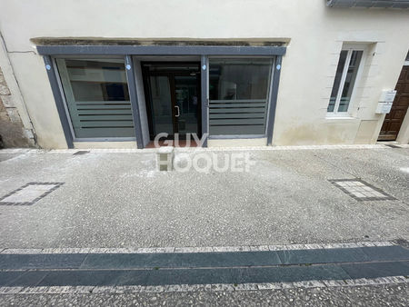 local commercial en centre ville de cozes