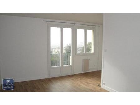 location appartement laval (53000) 1 pièce 28.43m²  385€