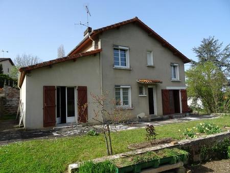 vente maison à saint-yrieix-sur-charente (16710) : à vendre / 117m² saint-yrieix-sur-chare