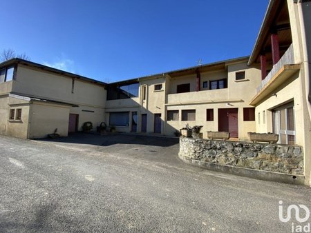 vente maison 8 pièces de 476 m² à bourg