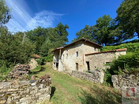 maison en pierre sur 14 hectares