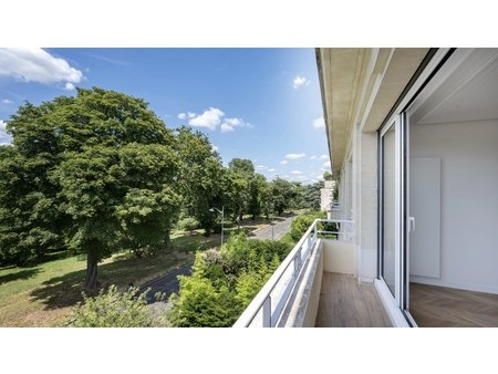 paris 16th district – a beautiful 3-bed apartment  paris  pa 75016 residence/apartment for