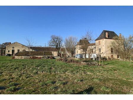 maison bourgeoise proche du centre de puy l'évêque