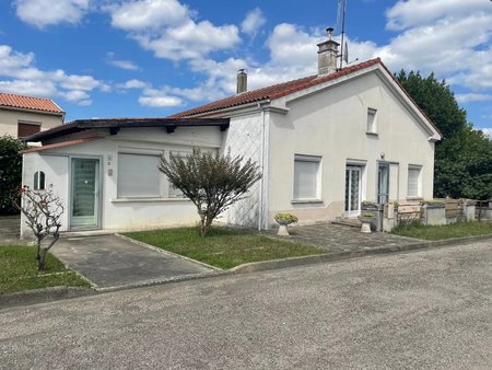 laroque d'olmes  à vendre maison de plain pied atelier et jardin