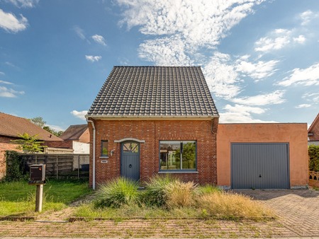 huis te koop in rijkevorsel met 2 slaapkamers