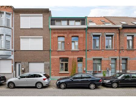 huis te koop in merksem met 3 slaapkamers