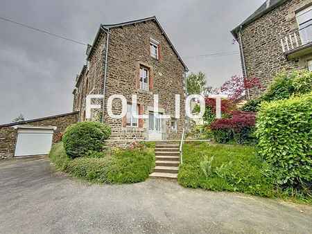 maison spacieuse à rénover avec grand terrain à fougères