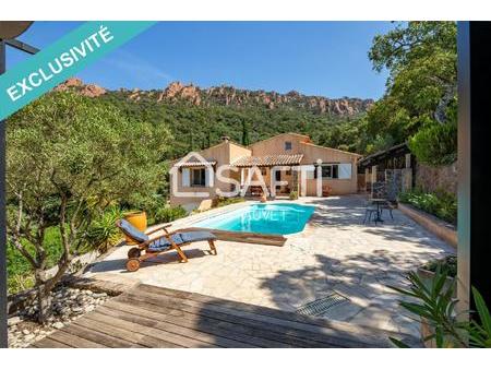 villa vue imprenable sur les roches de l'esterel