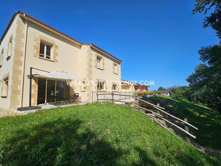 maison et chambres d'hôtes de 260 m2 près de montignac-lascaux