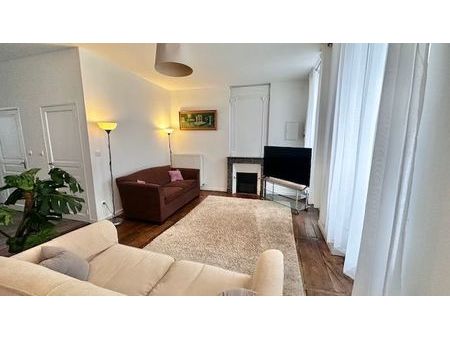 appartement duplex en location avec jardin privatif en plein centre-ville