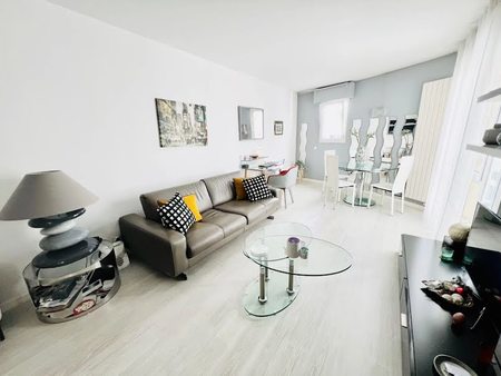 vente appartement 2 pièces 49.57 m²