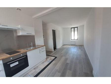 location appartement  49 m² t-2 à saint-quentin  525 €