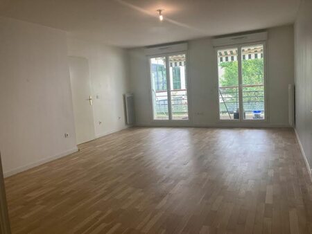 location appartement 3 pièces 72.5 m²