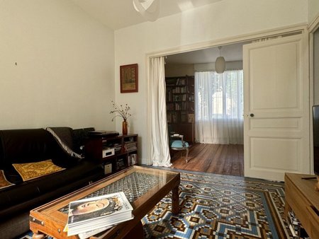 vente maison 7 pièces de 143 m² à la rochelle (17000)