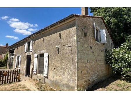 vente maison 8 pièces 263 m² villejesus (16140)