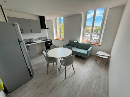 appartement t2 meublé entièrement rénové idéalement situé